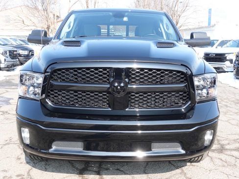 Used 2022 RAM 1500 Classic SLT w/ Electronics Convenience Group image 5
