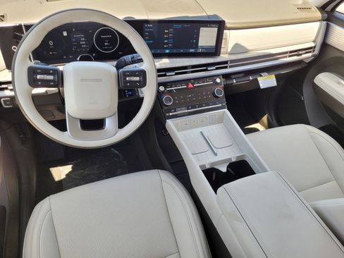 New 2025 Hyundai Santa Fe Calligraphy image 7