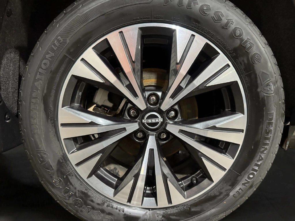 Used 2023 Nissan Rogue SV AWD/4WD image 27