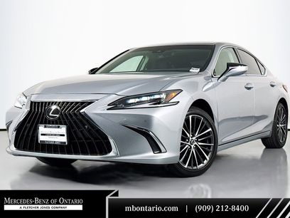 Used 2025 Lexus ES 300h w/ Premium Package