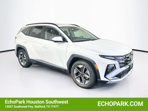 Used 2025 Hyundai Tucson SEL FWD image 1