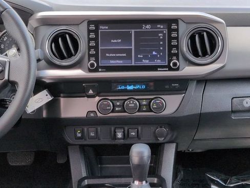 Certified 2022 Toyota Tacoma SR5 w/ Technology Package RWD image 18
