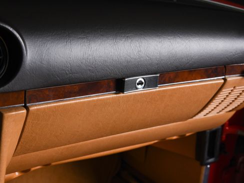 Used 1988 Mercedes-Benz 560 SL image 17