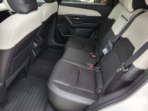 New 2026 MAZDA CX-5 Preferred AWD/4WD image 12