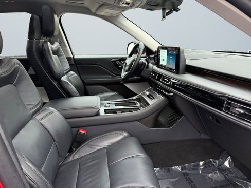 Used 2025 Lincoln Aviator Reserve w/ Equipment Group 201A image 15