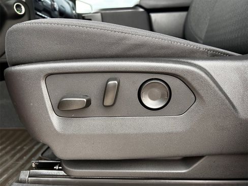 New 2026 Chevrolet Silverado 1500 Custom w/ LPO, Dark Essentials Package image 20