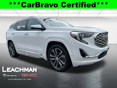 Used 2019 GMC Terrain Denali w/ Comfort Package FWD image 1