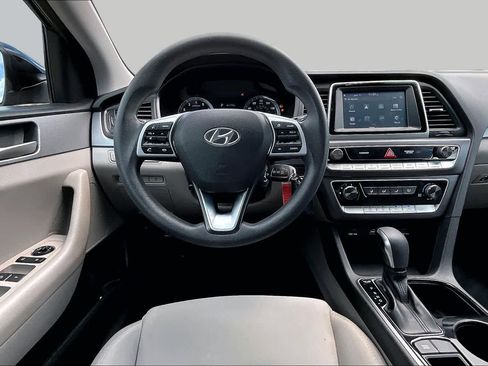 Used 2019 Hyundai Sonata SE FWD image 4