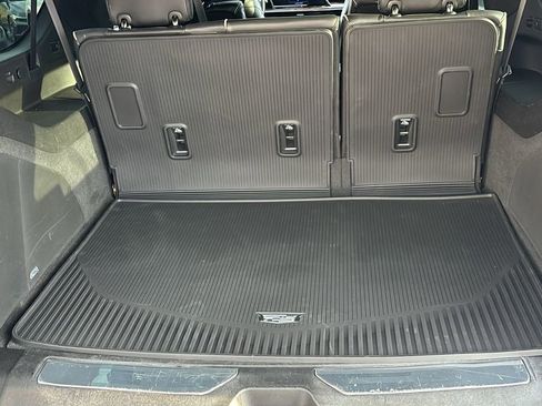 Used 2022 Cadillac Escalade ESV Sport Platinum w/ Heavy-Duty Trailer Package image 39