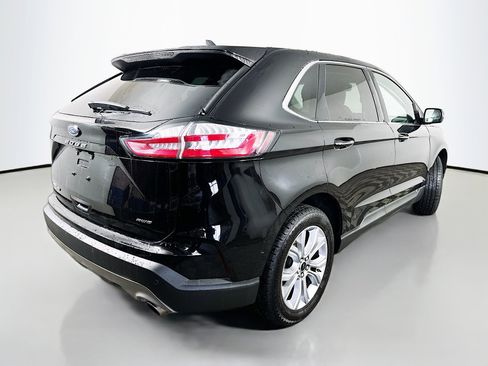 Used 2024 Ford Edge Titanium image 7