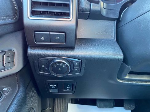 Used 2021 Ford Expedition Limited AWD/4WD image 15