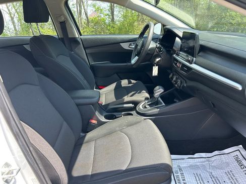 Used 2024 Kia Forte LXS image 18