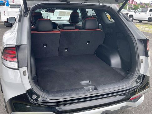 Used 2024 Kia Sportage SX FWD image 4