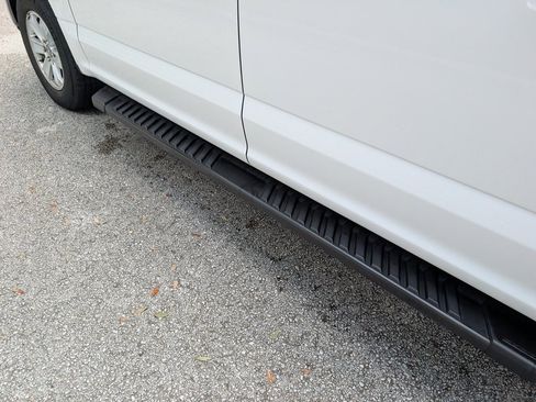 Used 2020 Ford F150 XLT image 11