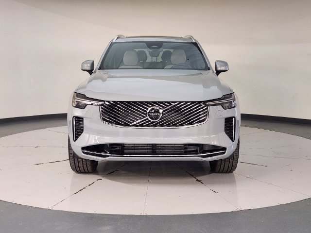 New 2026 Volvo XC90 T8 Plus w/ Protection Package Premier AWD/4WD image 9