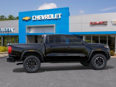 New 2026 GMC Canyon AT4 w/ AT4 Premium Package AWD/4WD image 5