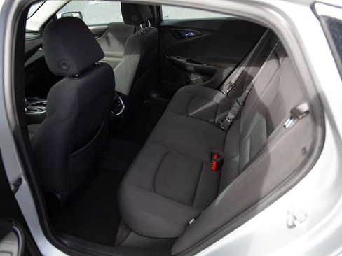 Used 2022 Chevrolet Malibu LT image 21