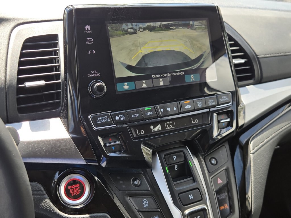 Certified 2024 Honda Odyssey Touring image 25