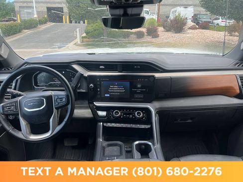 Used 2024 GMC Sierra 3500 Denali w/ Denali Reserve Package AWD/4WD image 14
