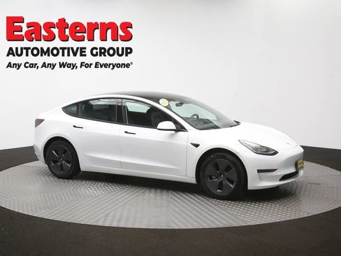 Used 2021 Tesla Model 3 Standard Range Plus RWD image 42