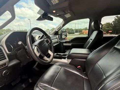 Used 2019 Ford F350 Lariat w/ Lariat Ultimate Package AWD/4WD image 20