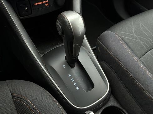 Used 2020 Chevrolet Trax LT AWD/4WD image 22