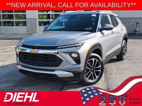Used 2024 Chevrolet TrailBlazer LT w/ Convenience Package AWD/4WD image 1