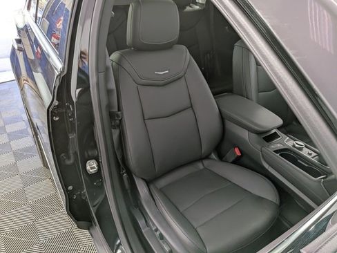New 2025 Cadillac XT5 Premium Luxury w/ LPO, Floor Liner Package image 32