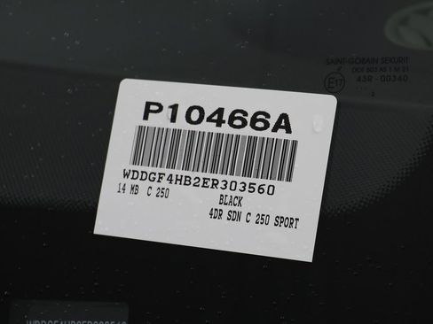 Used 2014 Mercedes-Benz C 250 Sedan image 25