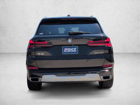 Used 2024 BMW X5 xDrive40i w/ Premium Package AWD/4WD image 7
