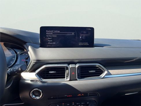 Used 2023 MAZDA CX-5 Signature image 28