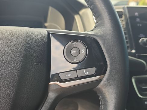 Used 2019 Honda Pilot Touring image 23