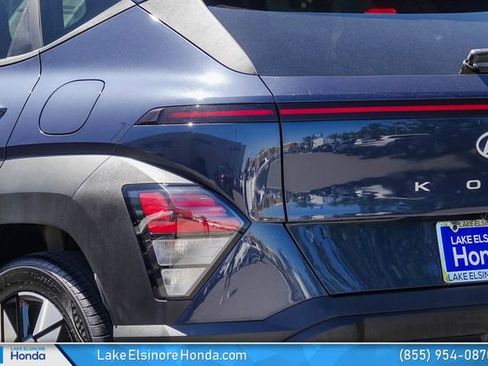 Used 2025 Hyundai Kona SEL FWD image 12