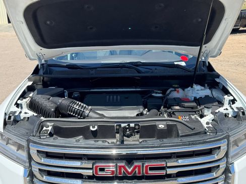 Used 2023 GMC Acadia SLT image 20