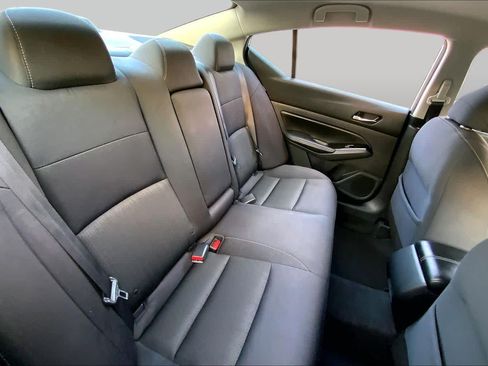 Used 2021 Nissan Altima 2.5 SV FWD image 17