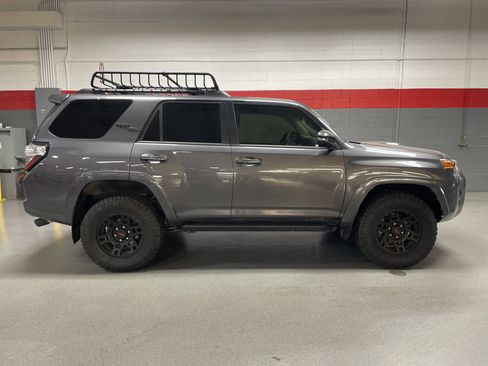 Used 2023 Toyota 4Runner TRD Off-Road Premium image 8