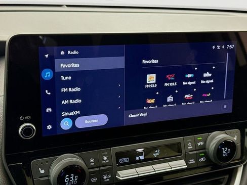 Used 2024 Toyota Grand Highlander XLE image 15