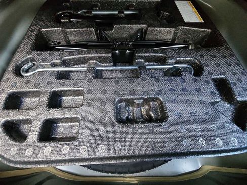 Used 2023 Toyota Corolla LE image 25