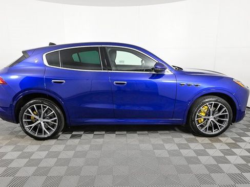 New 2025 Maserati Grecale GT image 30