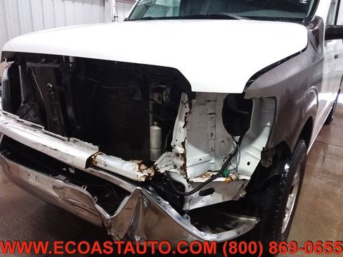 Used 2018 Nissan NV 2500 SV image 17