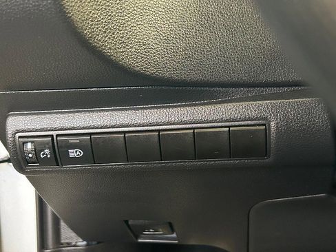 Used 2024 Toyota Corolla LE image 25