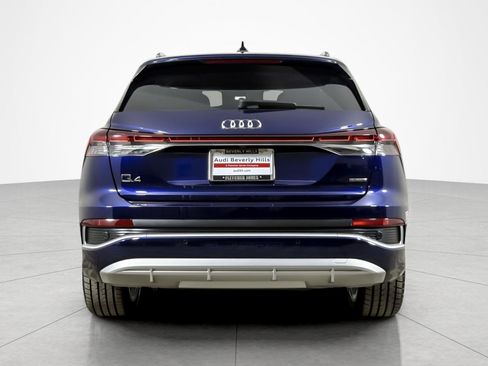 Used 2023 Audi Q4 e-tron Prestige w/ 20" Wheel Package AWD/4WD image 4
