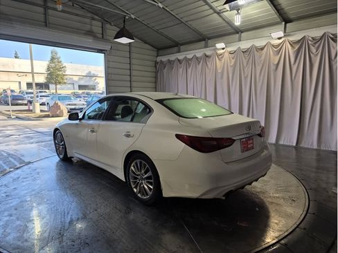 Used 2018 INFINITI Q50 Luxe w/ Cargo Package (L95) image 5