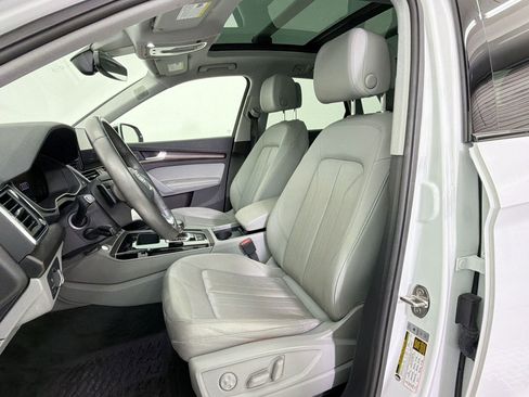 Used 2023 Audi Q5 2.0T Premium Plus w/ Premium Plus Package AWD/4WD image 5