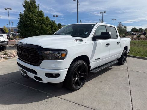 Used 2024 RAM 1500 Big Horn AWD/4WD image 3