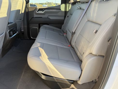 Used 2023 GMC Sierra 1500 SLT w/ SLT Premium Plus Package image 32