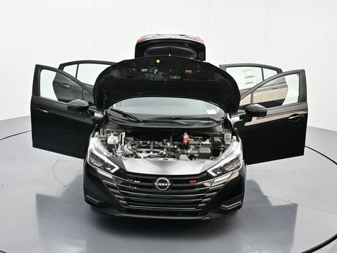 New 2025 Nissan Versa SR w/ Trunk Package FWD image 44