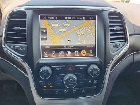 Used 2015 Jeep Grand Cherokee Overland w/ Advanced Technology Group AWD/4WD image 12