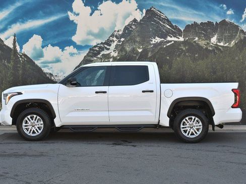Certified 2026 Toyota Tundra SR5 w/ SR5 Convenience Package AWD/4WD image 7