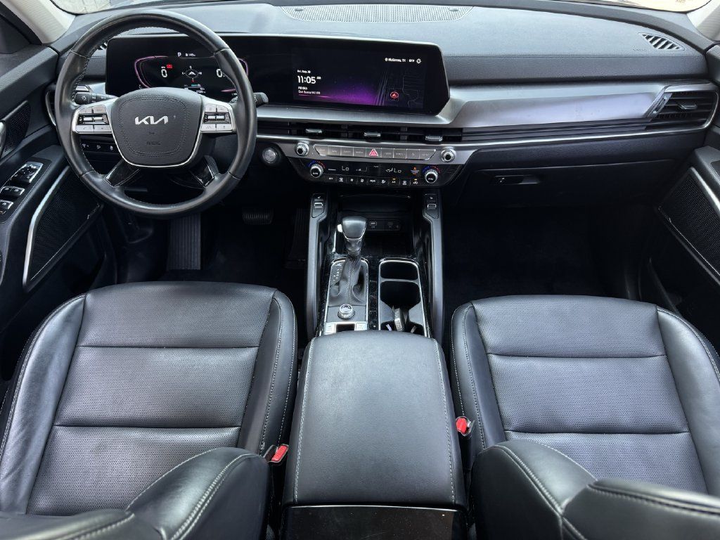 Used 2024 Kia Telluride S FWD image 9